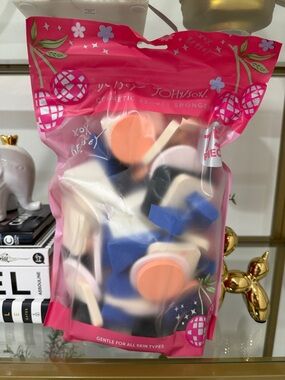 Betsey Johnson Makeup Sponge Set
